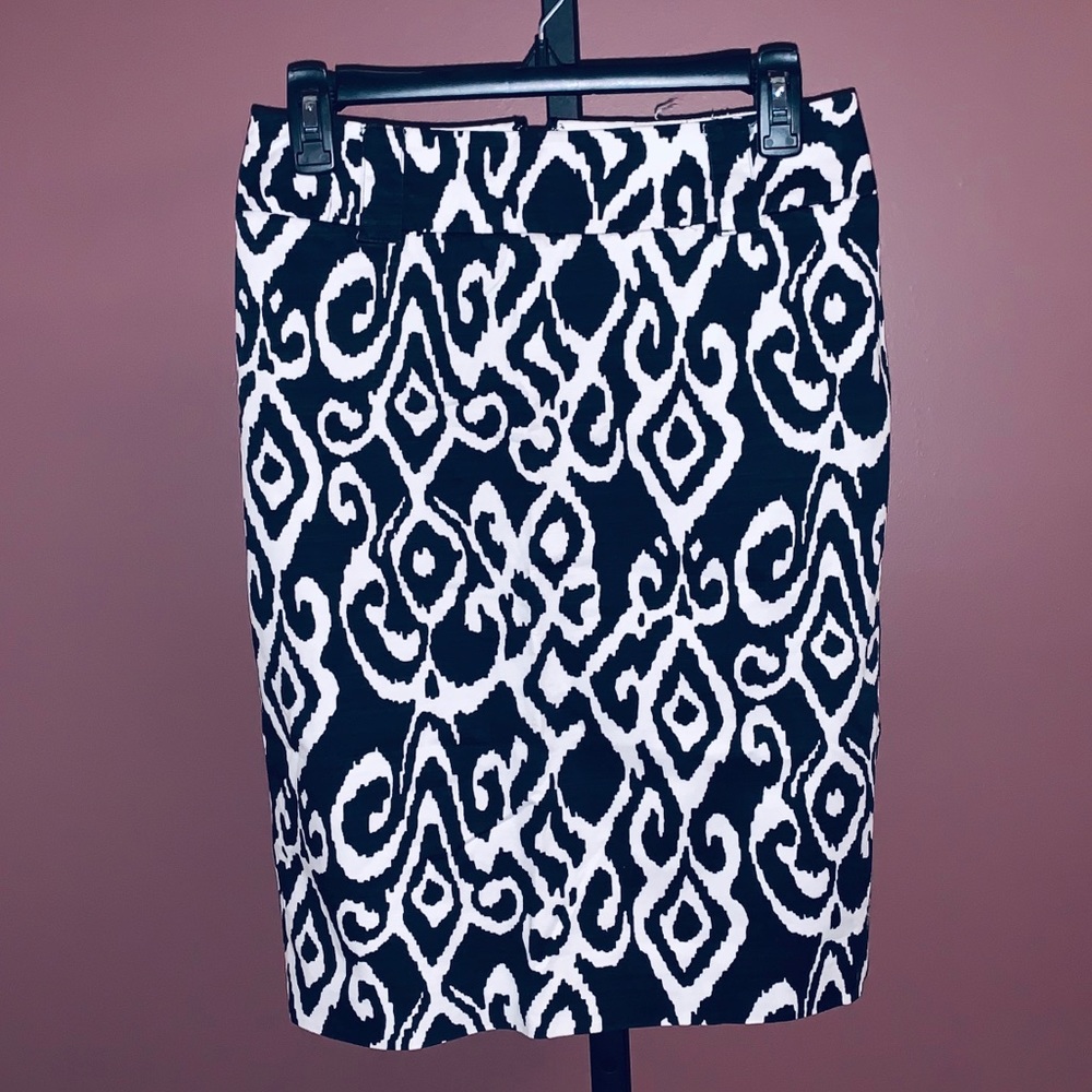 WHBM - Patterned Pencil Skirt - 2